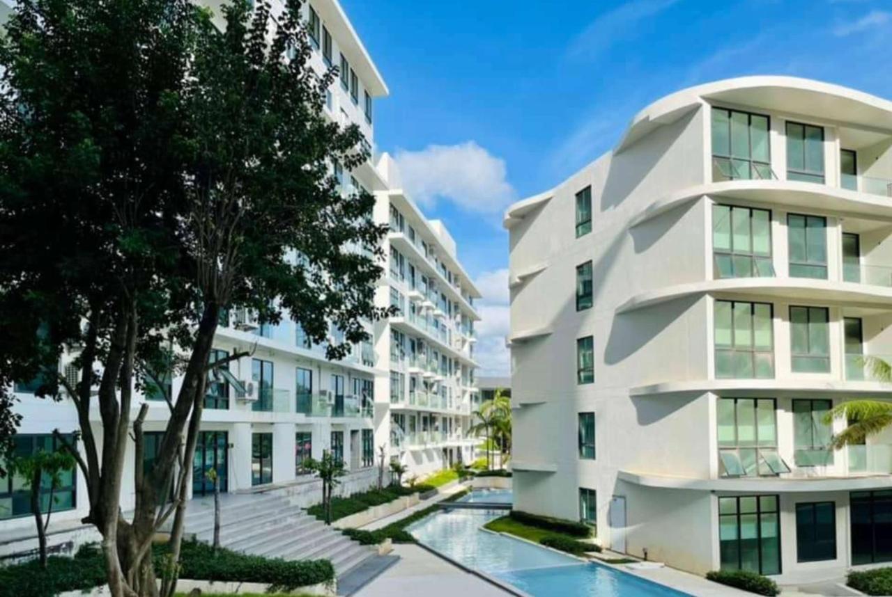 Wyndham La Vita Rawai Phuket Екстериор снимка