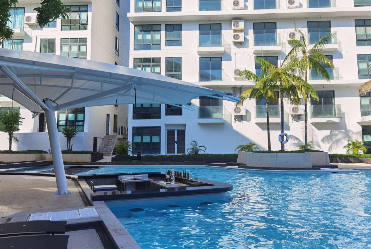 Wyndham La Vita Rawai Phuket Екстериор снимка