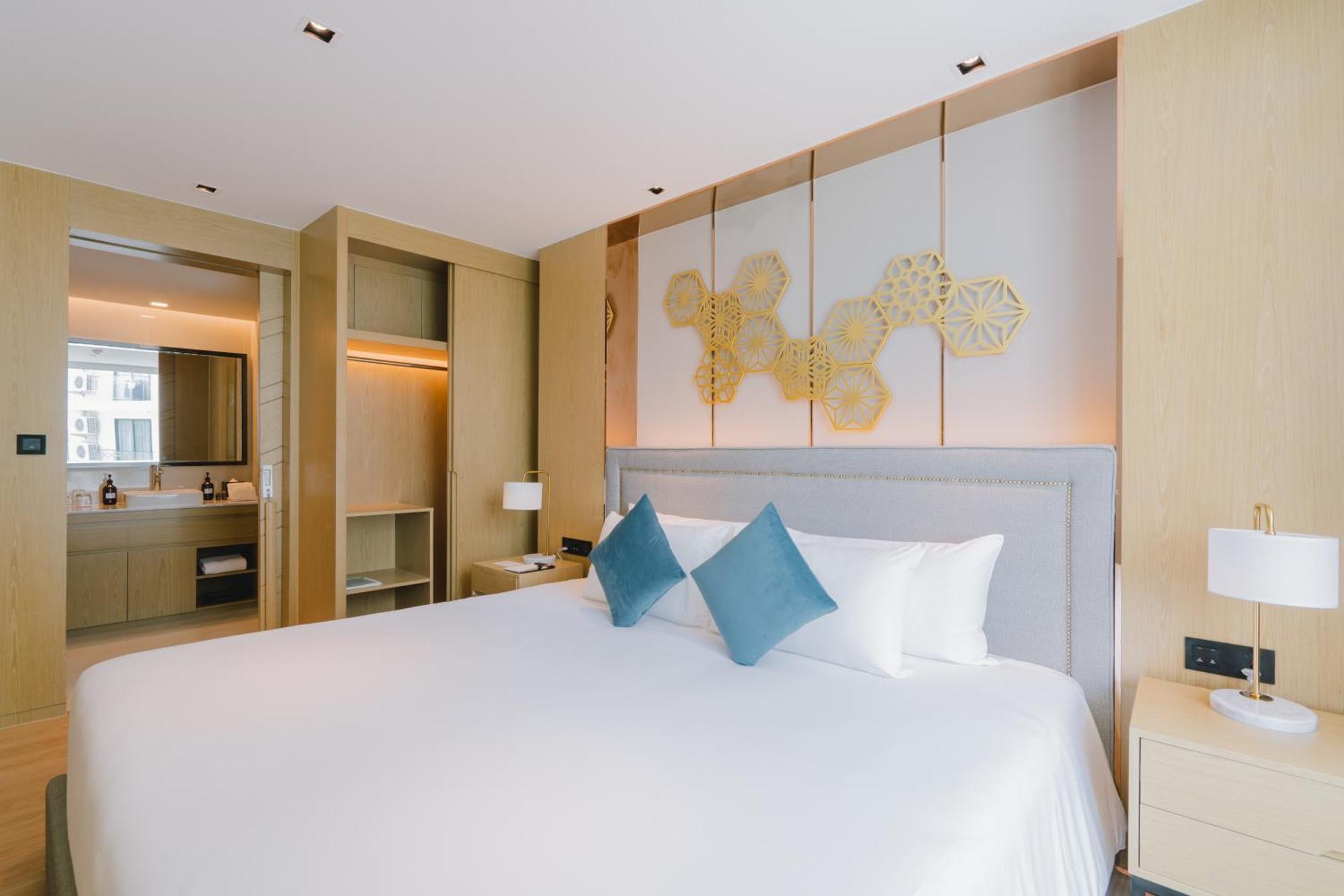 Wyndham La Vita Rawai Phuket Екстериор снимка