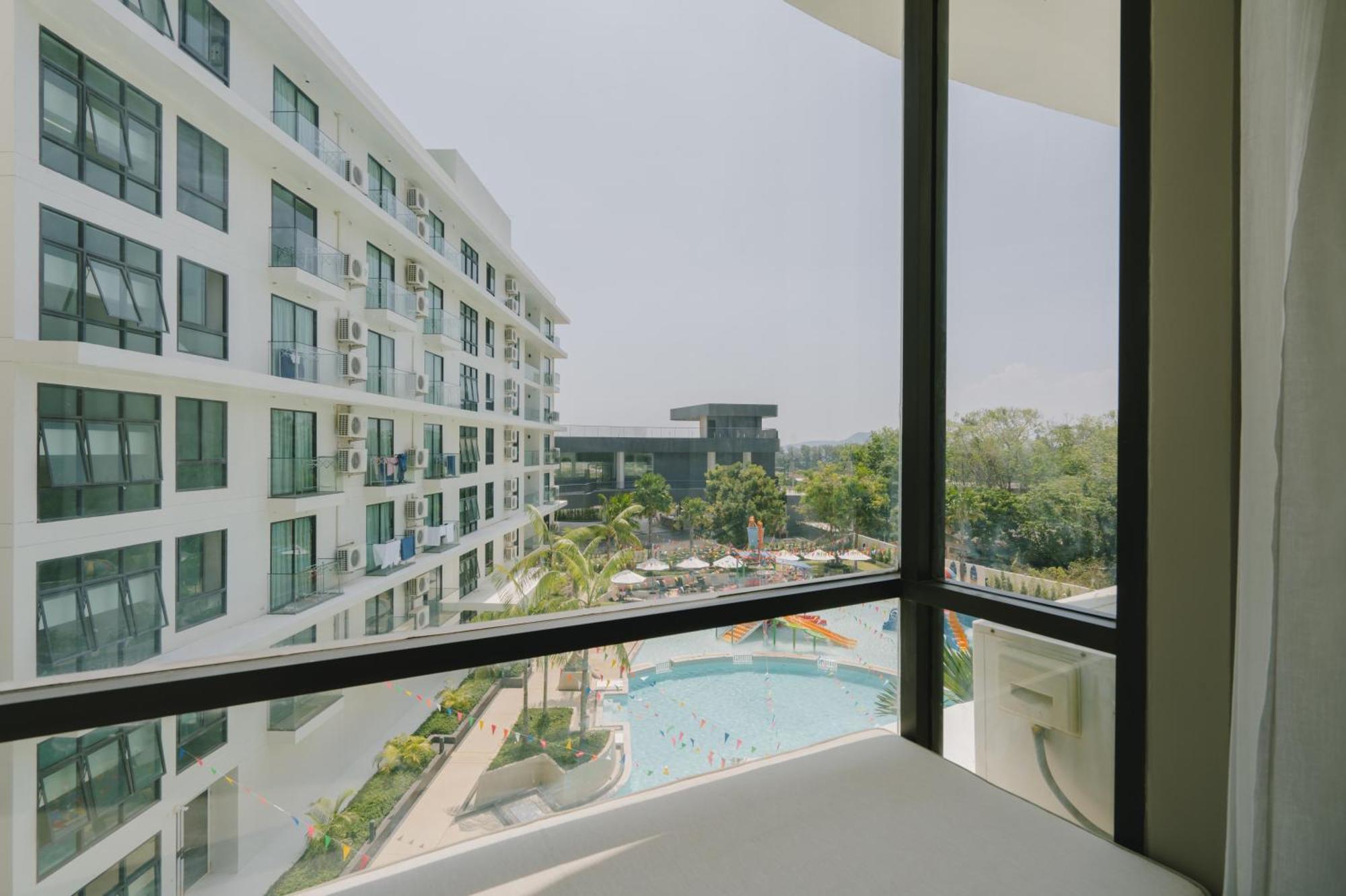 Wyndham La Vita Rawai Phuket Екстериор снимка