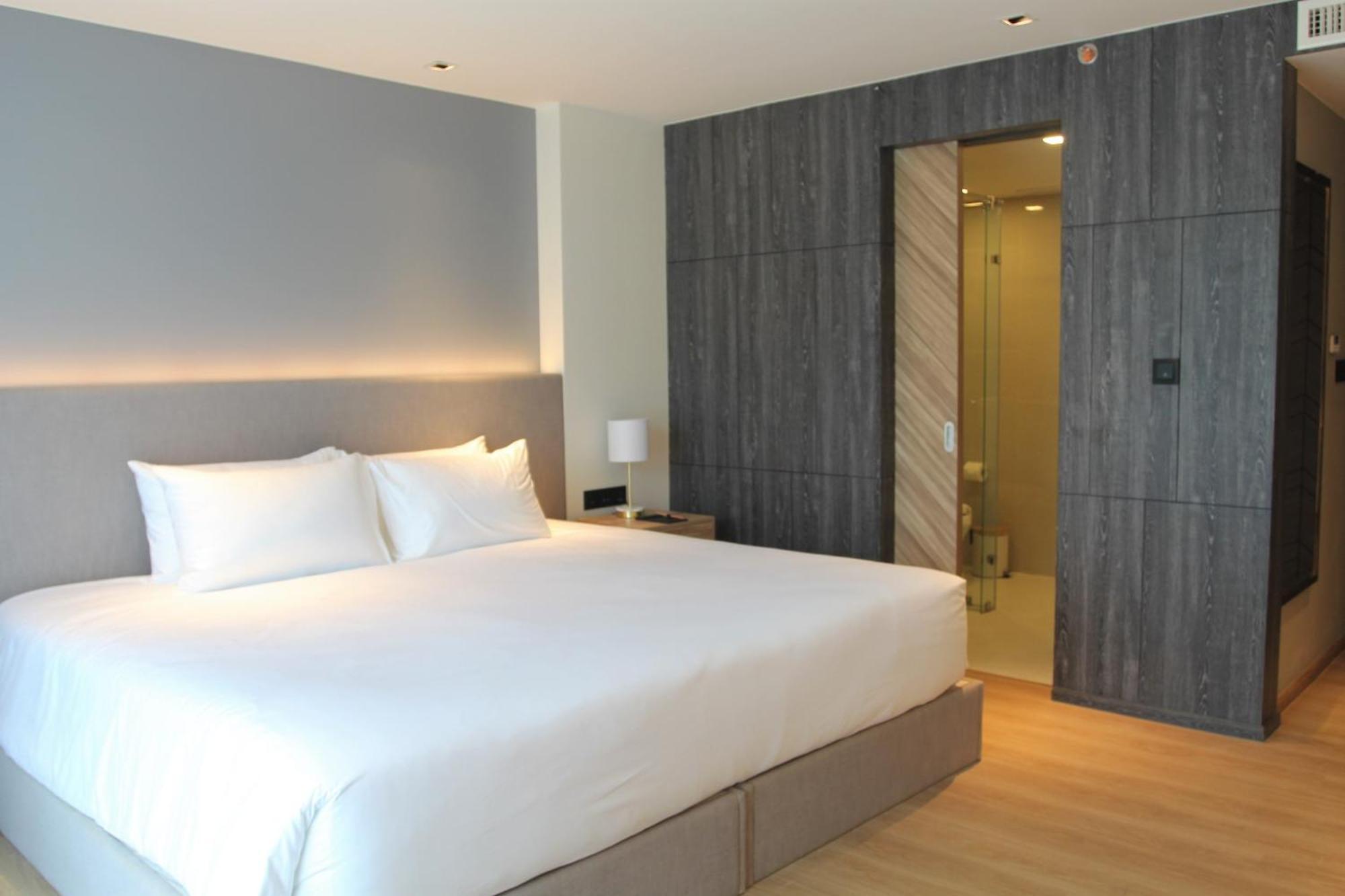 Wyndham La Vita Rawai Phuket Екстериор снимка